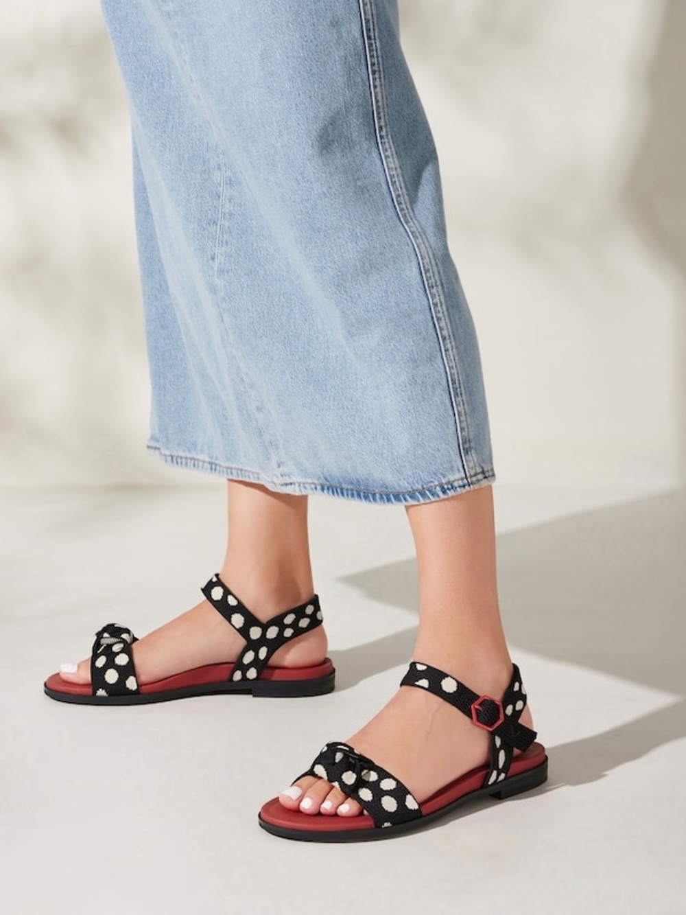 NEW Vivaia Paloma AdaptAll Strappy Sandals Black Red Polka Dot 43 US 11 NWOB